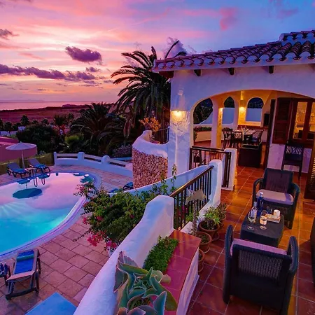 Villa Corina By *