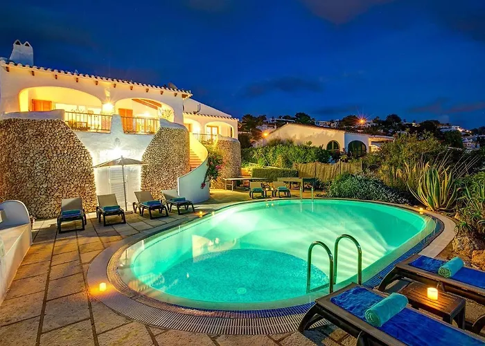 ヴィラ Corina By *